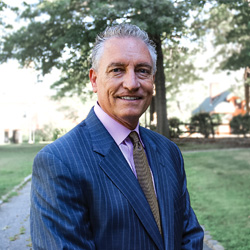 Dr. Robert Valli